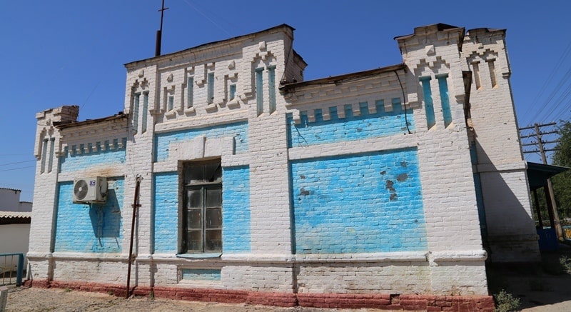 Train Station at the Timur.