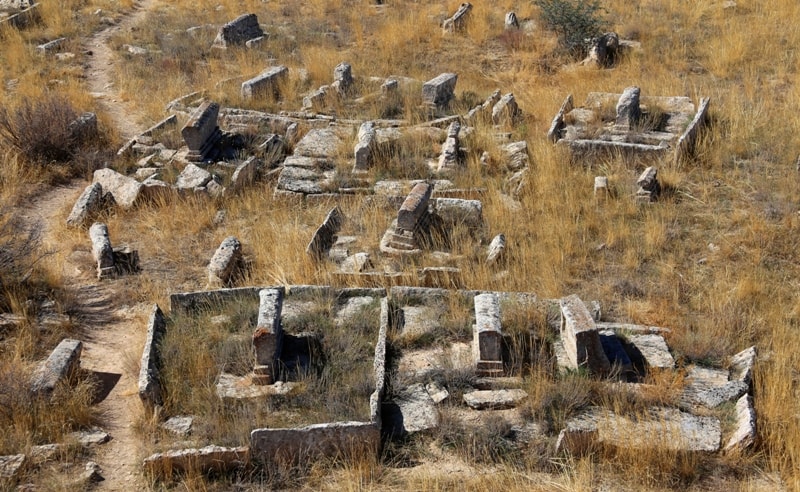 Kenty Baba Necropolis.