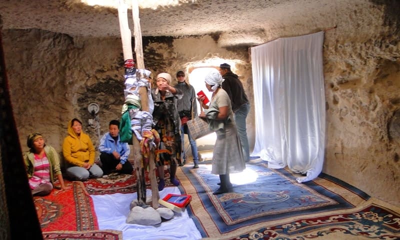 Underground mosque Shopan ata.