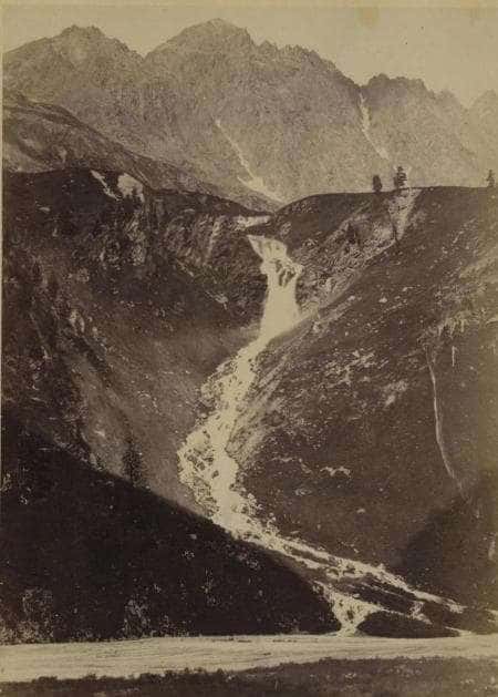 Katunsky (Kokkolsky) waterfall. Photo by L.K. Poltoratskaya. 1870s.