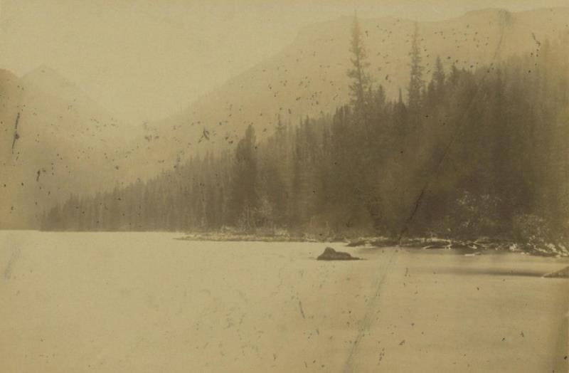 Rakhmanovskoye Lake. Photo by L.K. Poltoratskaya. 1870s.