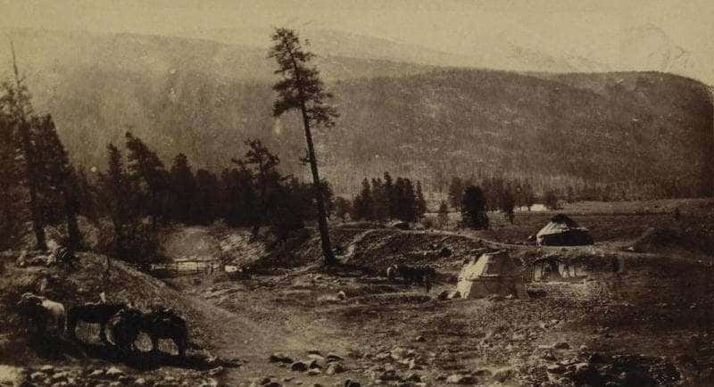 Chindagatuysky picket. Photo by L.K. Poltoratskaya. 1870s.