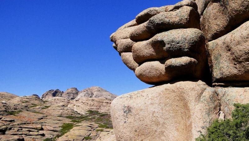 Northeastern Zhaltas mountain range with highest elevation of 824 meters above sea level.