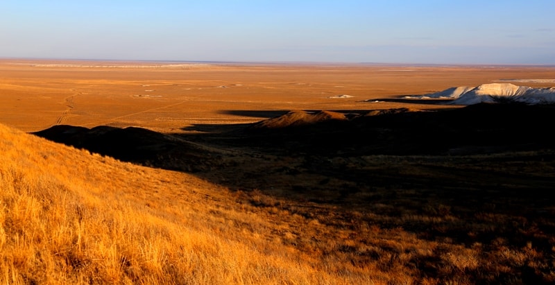 Neighborhoods of the western part of Mount Imankara.