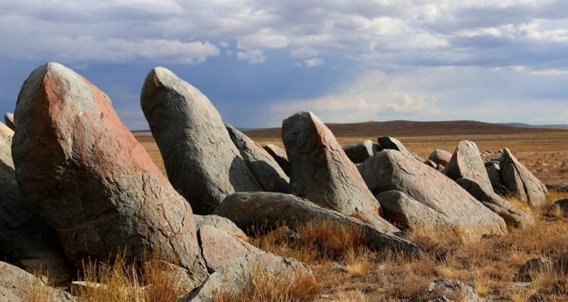 Wild stones of Karasu.