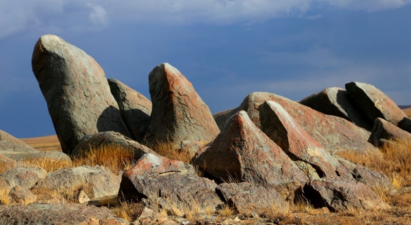 Wild stones of Karasu.