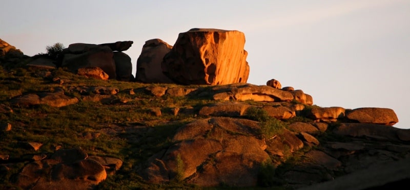 Granite lost mountain in the mountains of Dongaly.