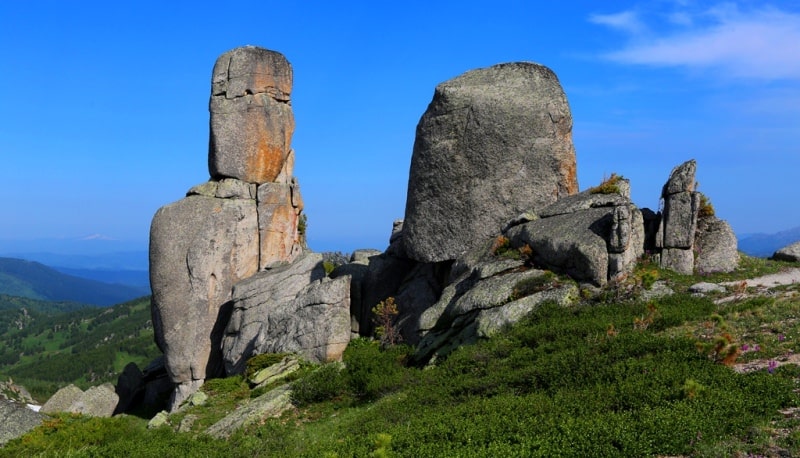 Линейский хребет и его достопримечательности.