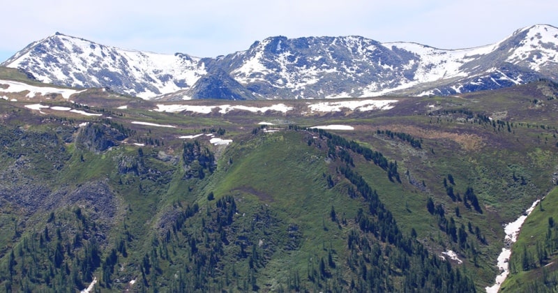 Sarymsakty ridge.