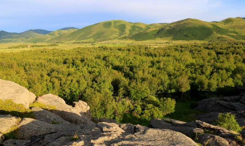 Lake Shalkar and environs.