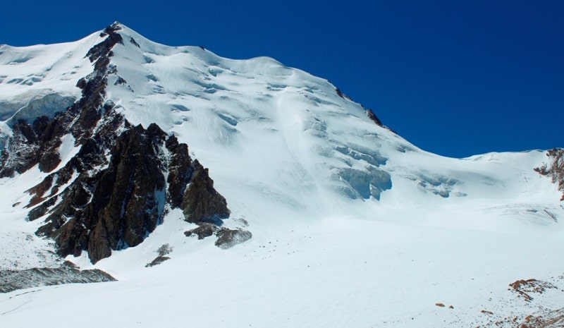 Tuyuksu Glacier. Maloalmatinsky gorge.