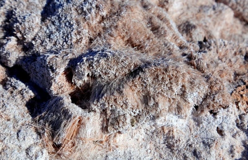 Lake Ashikol is located 50 kilometers west and slightly south of the village of Bostanyk, 47.1 kilometers southeast of the village of Togizkent, and 41.3 kilometers northeast of the city of Karatau in the Talas District of the Zhambyl Region.