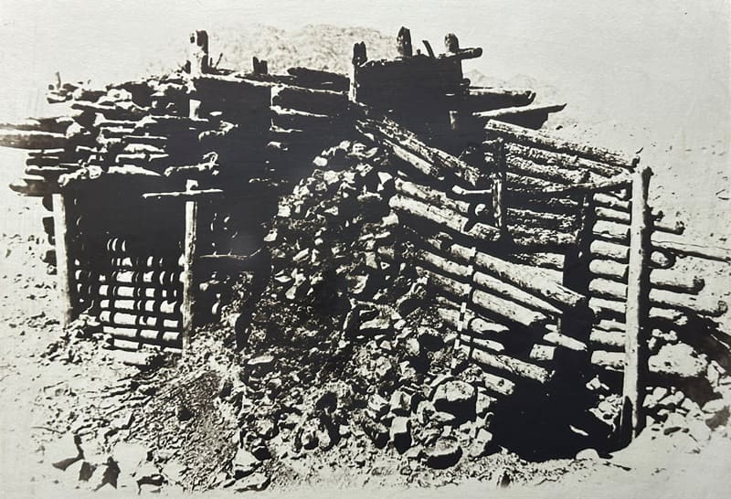 Excavations of the Besshatyr burial mounds. 1957. Photograph from the Almaty Central Museum.
