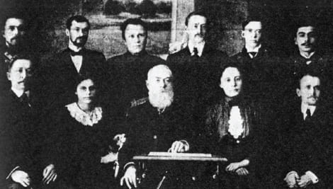 V.S. Titov (second from the left, standing in the second row) among Tomsk botanists.