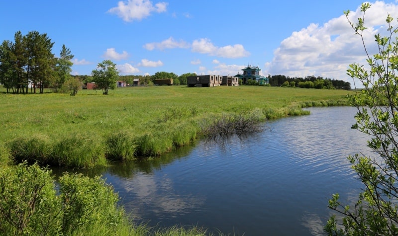 Sights of the Komissarov lake.