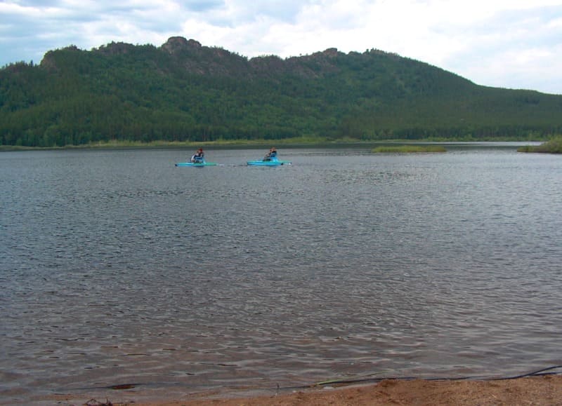 Based on the total mineralization of its water, Lake Pashennoye (Samal) is classified as ultra-fresh.