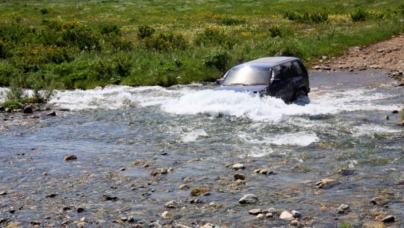 Ford across Tarbagatai River in vicinity of Verkhneye Zimovye tract in western part of Karakobinskaya forest dacha.