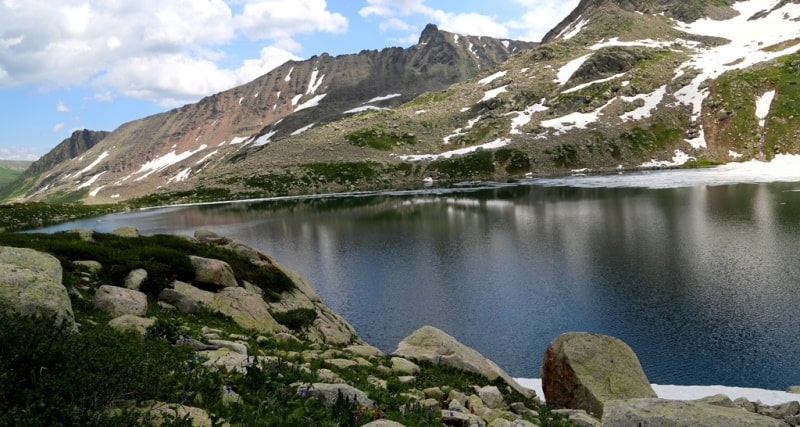 The Second Turgusun lake and environs.