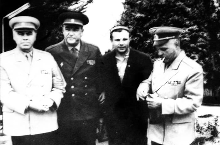 Yuri Gagarin in the Tamga military sanatorium. August, 1964.