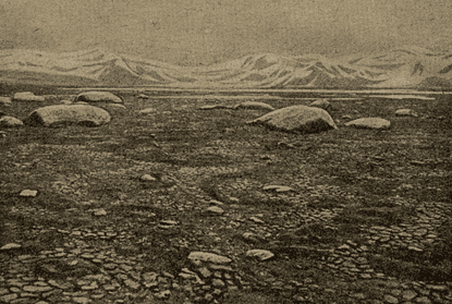 Cold desert of Central Tien-Shan between Zaukuchak and Observatory. Photo by K.V. Stanyukovych. 1932.