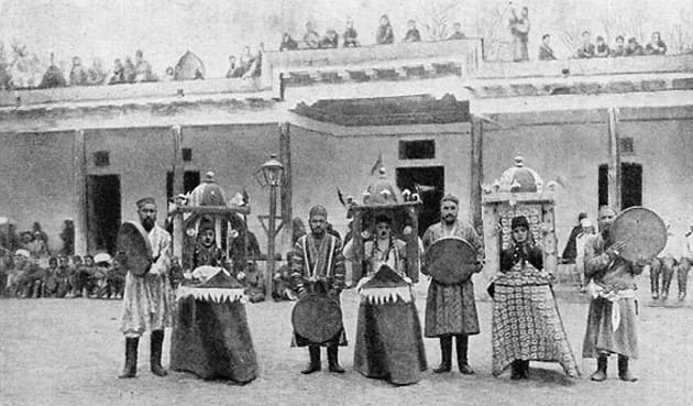 Танец бачей в лодках у Нурмет-бая. Н. Л. Корженевский. «Той». Очерк из жизни сартов. Исторический вестник, 1908 год, № 6.