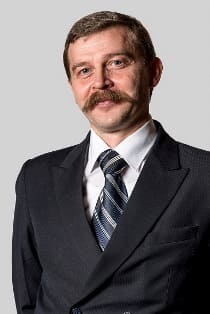 Телицын Николай Николаевич. Заведующий кафедрой тюркской филологии (с ноября 2013 г.), секретарь Диссертационного совета Д 212.232.43 (с 2005 по 2016 г.), востоковед-филолог, кандидат филологических наук, доцент по кафедре тюркской филологии Восточного ф-та СПбГУ, 16.01.2002.