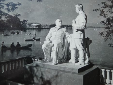 Monument to Lenin and I.V. Stalin, installed in 1951 on Komsomolskoye Lake. The pedestal on which the monument was erected still stands in its place.