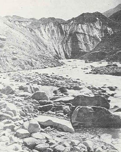 Zeravshan Glacier (Sources of Matcha River). Photo from N.G. Konkin's book "Lev Konstantinovich Davydov." 1993.