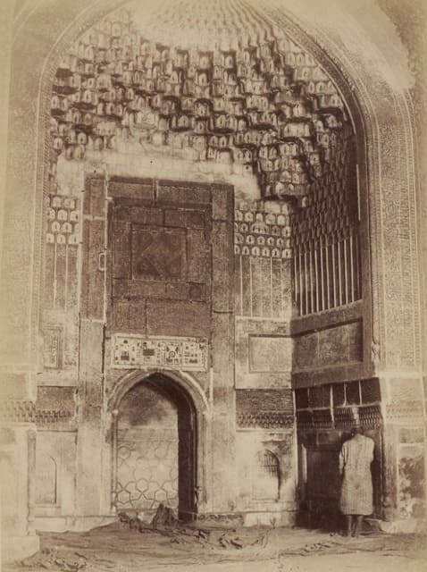 Внутреннiй видъ мечети Тилля-кари. Первая половина 1890-х г. Фотограф-любитель, капитан русской армии Григориий Андреевич Панкратьев. Эта фотография вошла в его знаменитый «Альбом исторических памятников г. Самарканда» изданный в 1895 г.