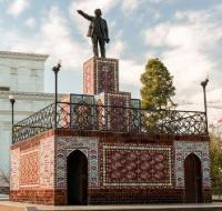 Monument for Lenin.
