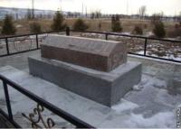 The grave of Kusein Karasayev. Photo from the site: http://www.kettik.kz/?p=21446 by Artem Sadovsky.