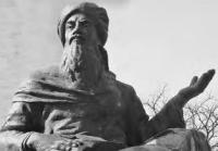 Памятник Ходже Ахмеду Ясави в Ашхабаде. Установлен в 2010 г.