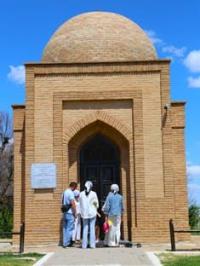 Gaukhar ana mausoleum.