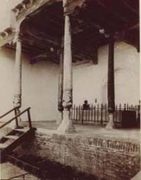 Кокташ (трон Тамерлана) в русской крепостию. 1894 г. Автор: Ермаков Д.И. https://www.weltmuseumwien.at/object/271070/?offset=5&lv=list