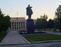 So the monument to Vladimir Lenin looked.